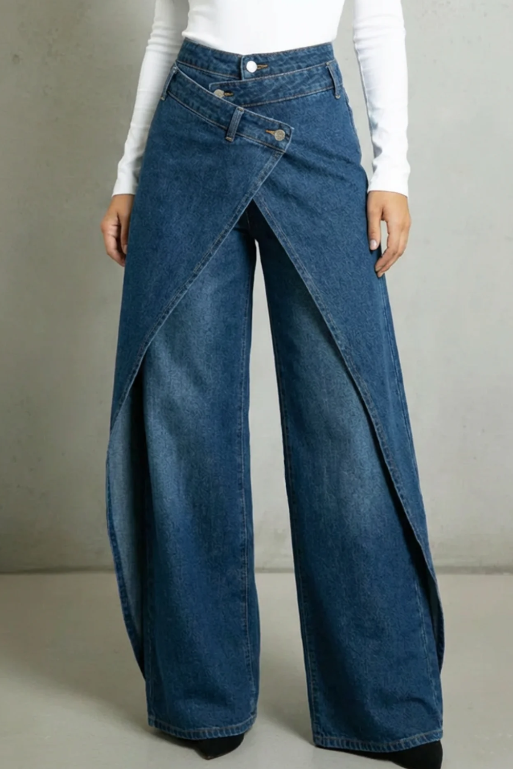 IDEA - Jeans vita alta vintage con bordo volant e cintura in vita