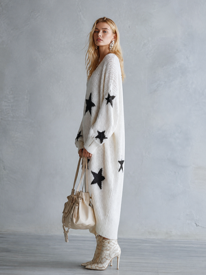 SOFIA - Maxi dress in maglia avorio con stelle oversize