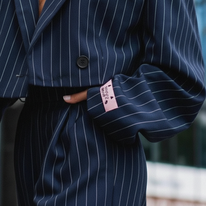 EMANUELA - Completo Donna Blazer e Pantaloni Ampi a Righe