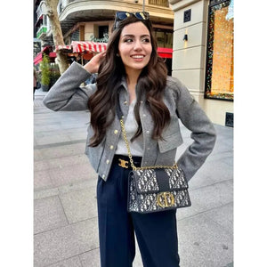 OLMO - Giacca Bomber Aviatore Cropped da Donna con Chiusura a Bottone e Tasche