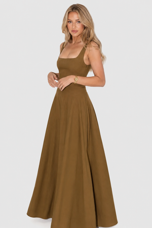 GIULIA - Abito Midi con Scollo Quadrato