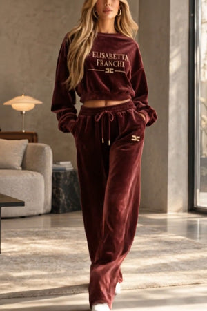 ELISABETTA FRANCHI logos elisabetta Coordinato • Velluto morbido • Felpa cropped e pantaloni ampi con coulisse — Cristina — SHOT 2