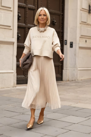 Coordinato • Tessuto morbido e leggero • Top ampio con maniche lunghe e gonna plissettata — Celina — foto 4